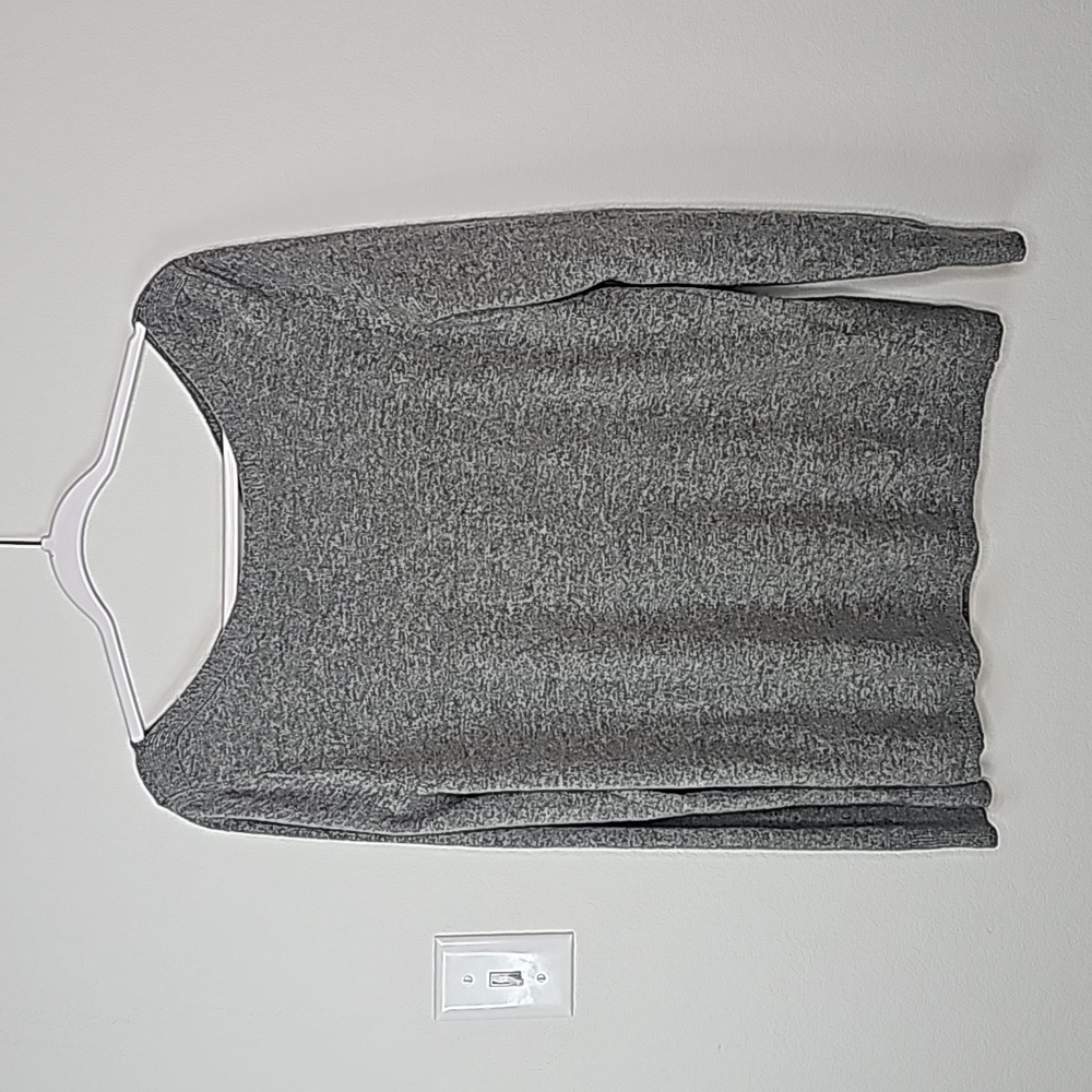 Banana Republic sweater made with Filpucci fine Italian yarn Gray-Large